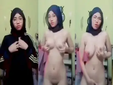 Niniy Kacamata Toge Imut Sange poster