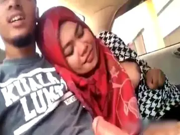 Rela Nyepong Sampai Crot Daripada Diputusin Pacar poster